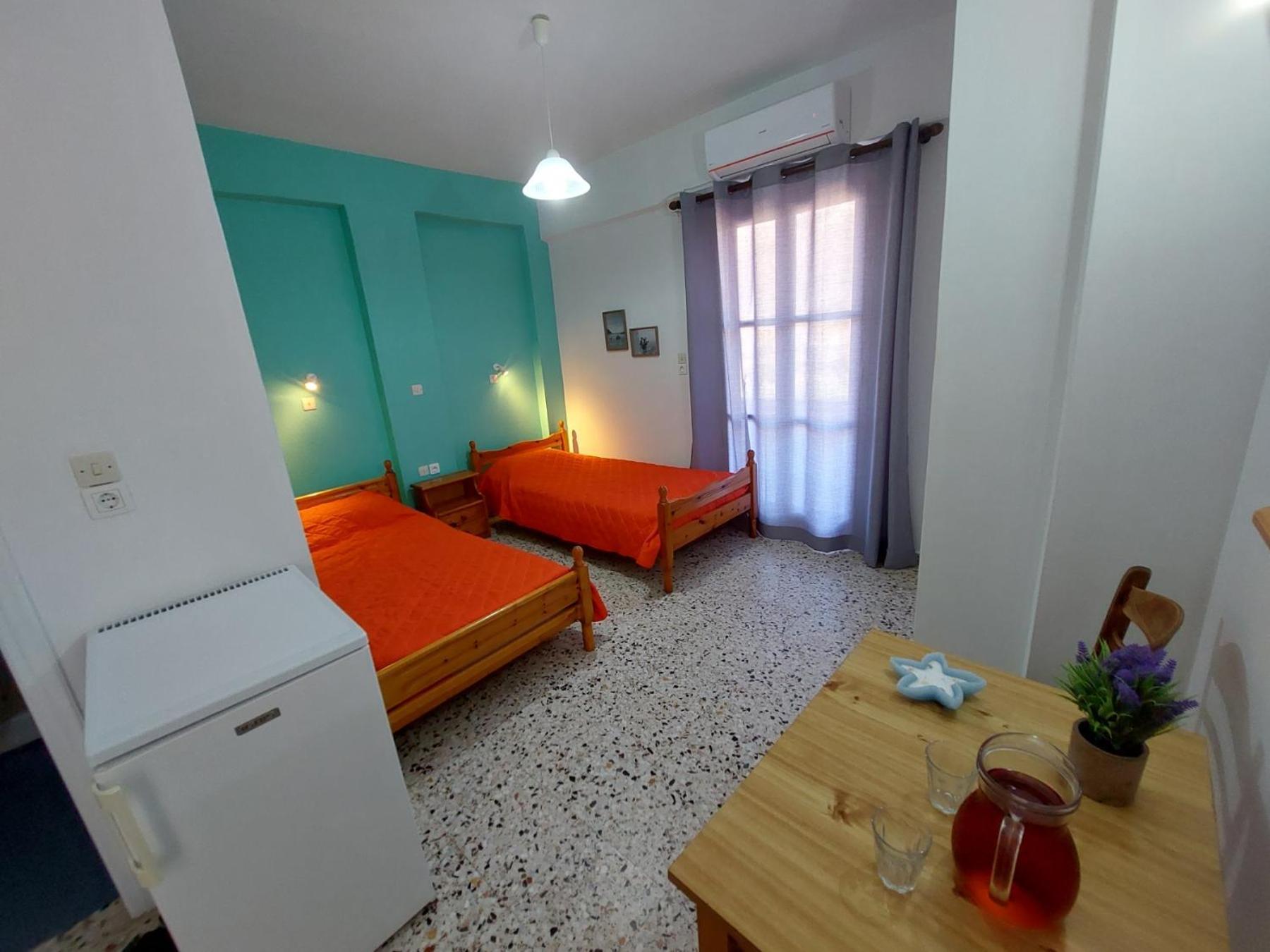 Koukos Hotell Agia Theodoti Exteriör bild